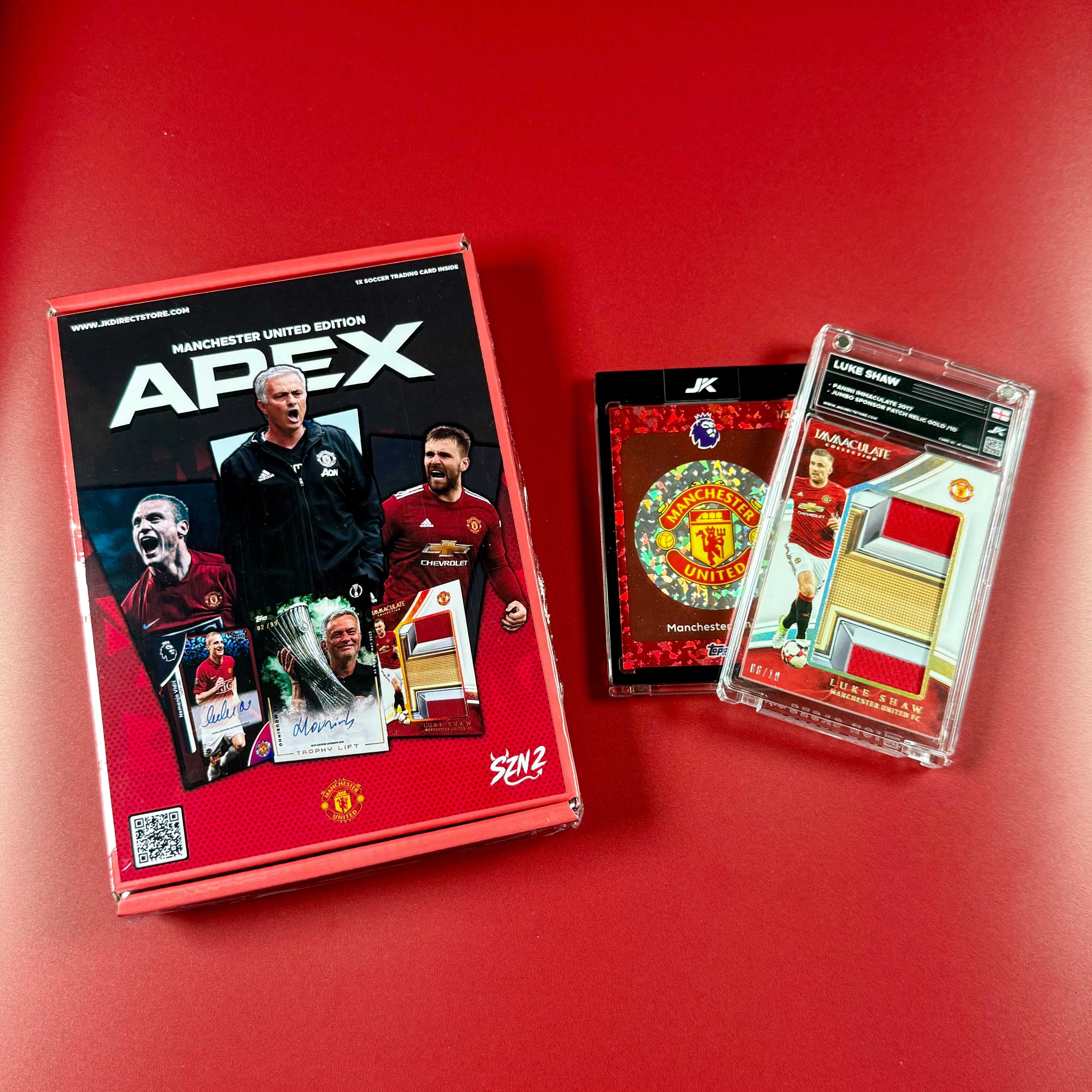 APEX MANCHESTER UNITED SZN 2 FOOTBALL MYSTERY PACK REPACK BRAND NEW SEALED BOX!