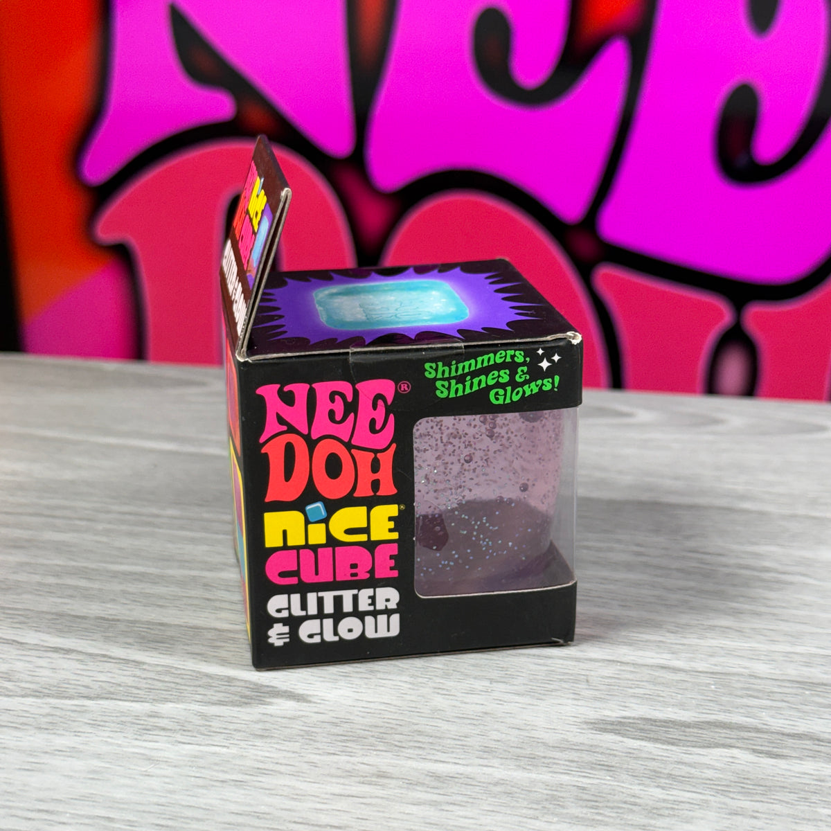 NeeDoh Nice Cube Glitter & Glow