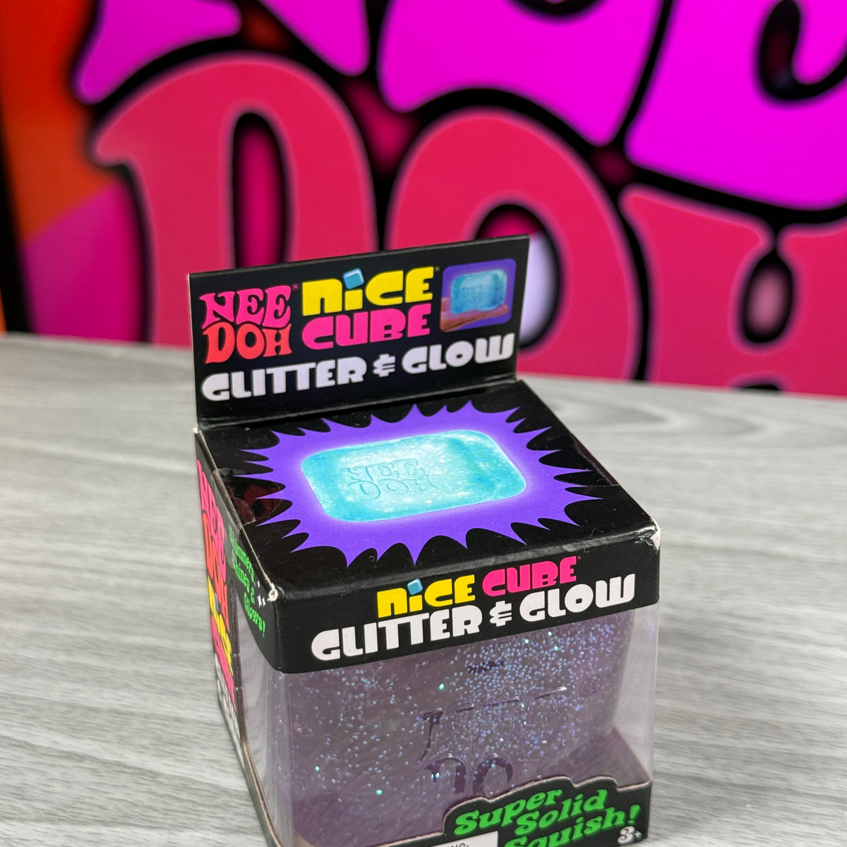 NeeDoh Nice Cube Glitter & Glow