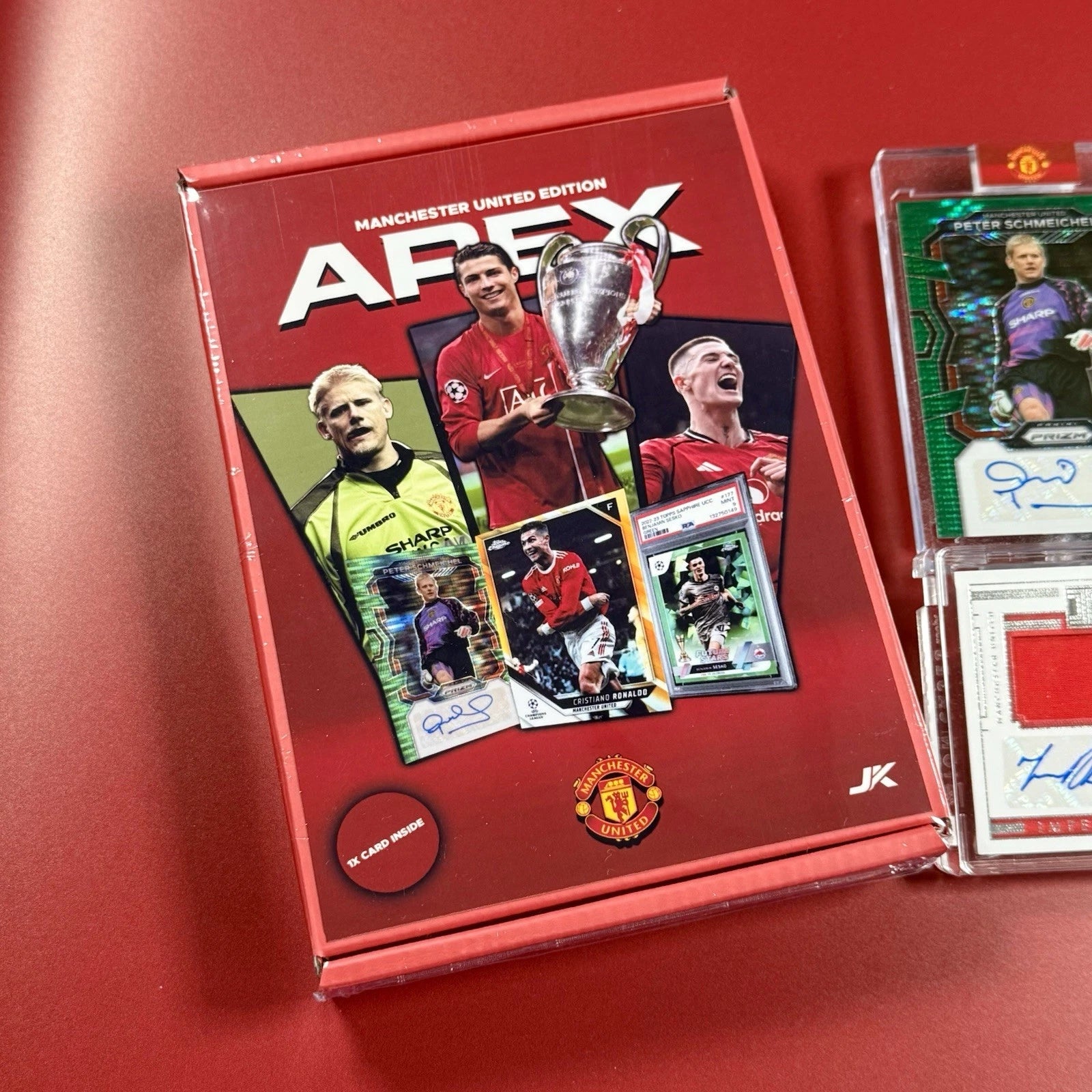 APEX MANCHESTER UNITED FOOTBALL MYSTERY PACK REPACK BRAND NEW SEALED BOX!