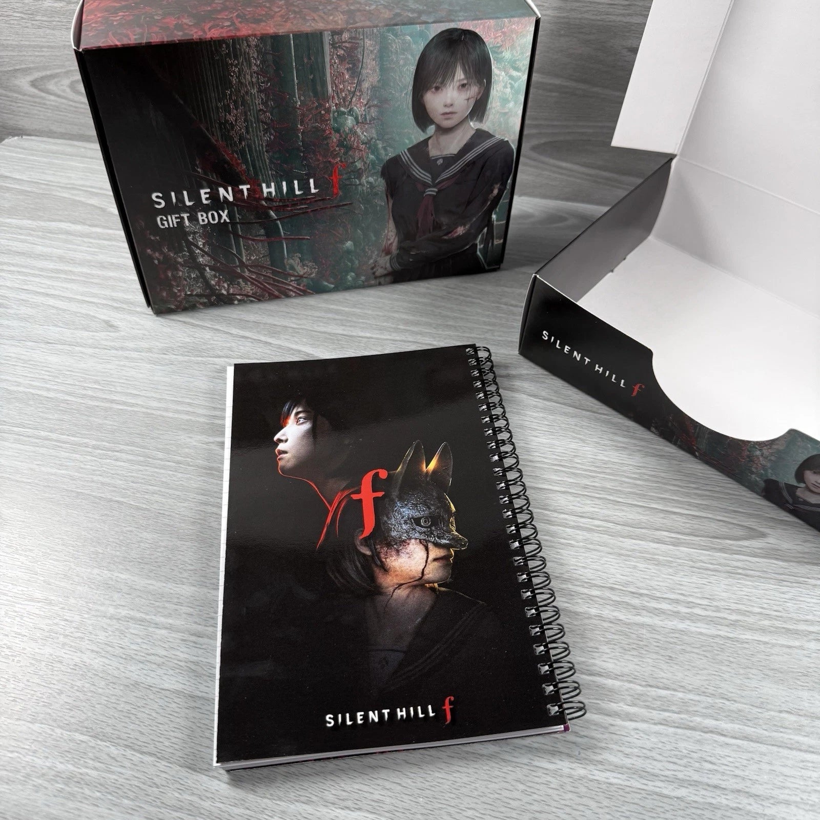 SILENT HILL F PLAYSTATION 5 - LIMITED GIFT BOX - 8 ITEMS INCLUDED